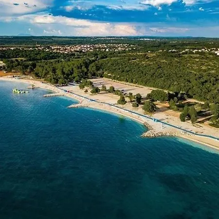 Sara * Pula